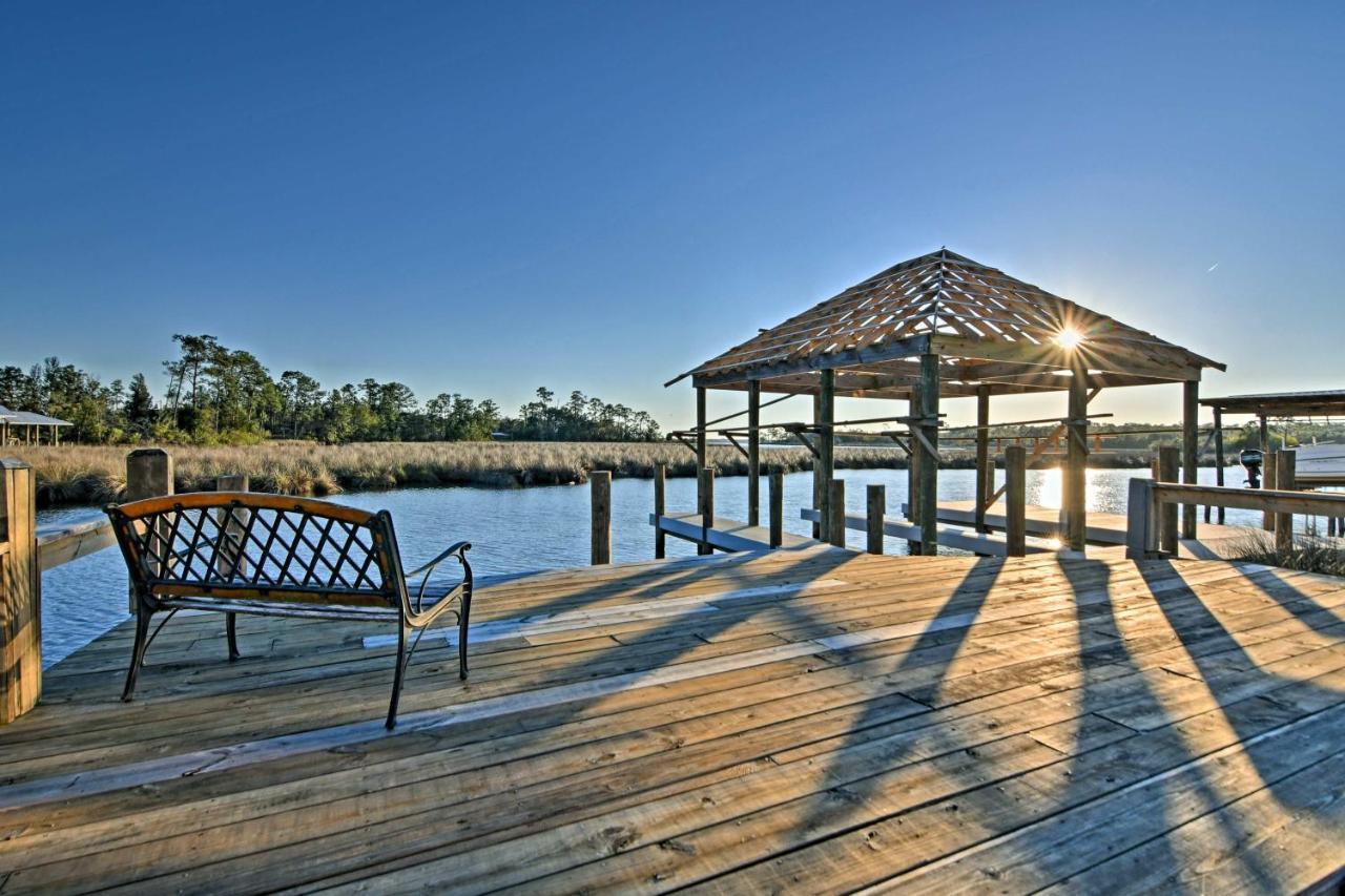 Gorgeous Ocean Springs Waterfront Home With Dock! Екстер'єр фото