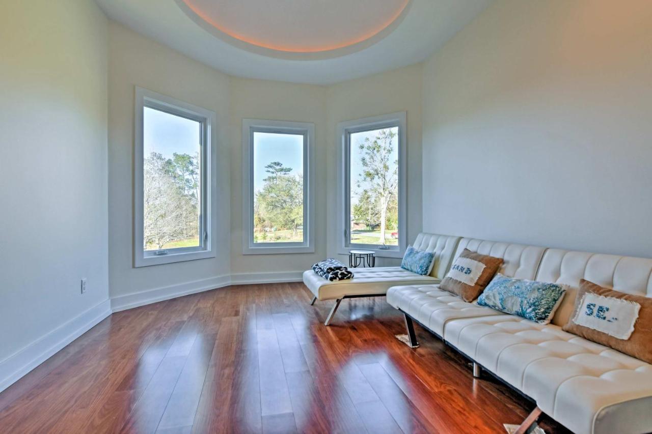 Gorgeous Ocean Springs Waterfront Home With Dock! Екстер'єр фото